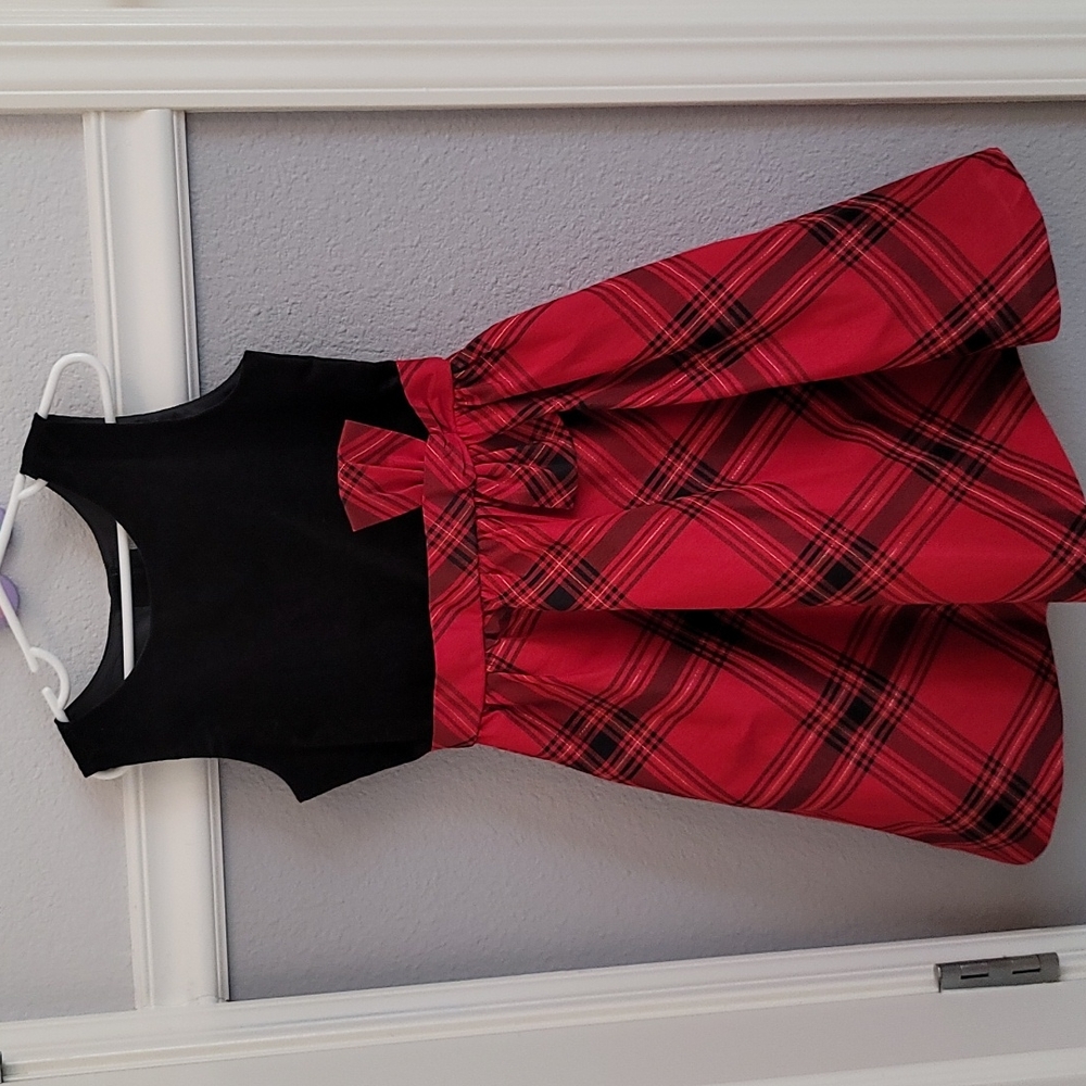 New Girls Gymboree Dress, size 6, great for special occasions!
